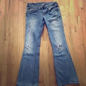 Silver brand distressed jeans size 27/33